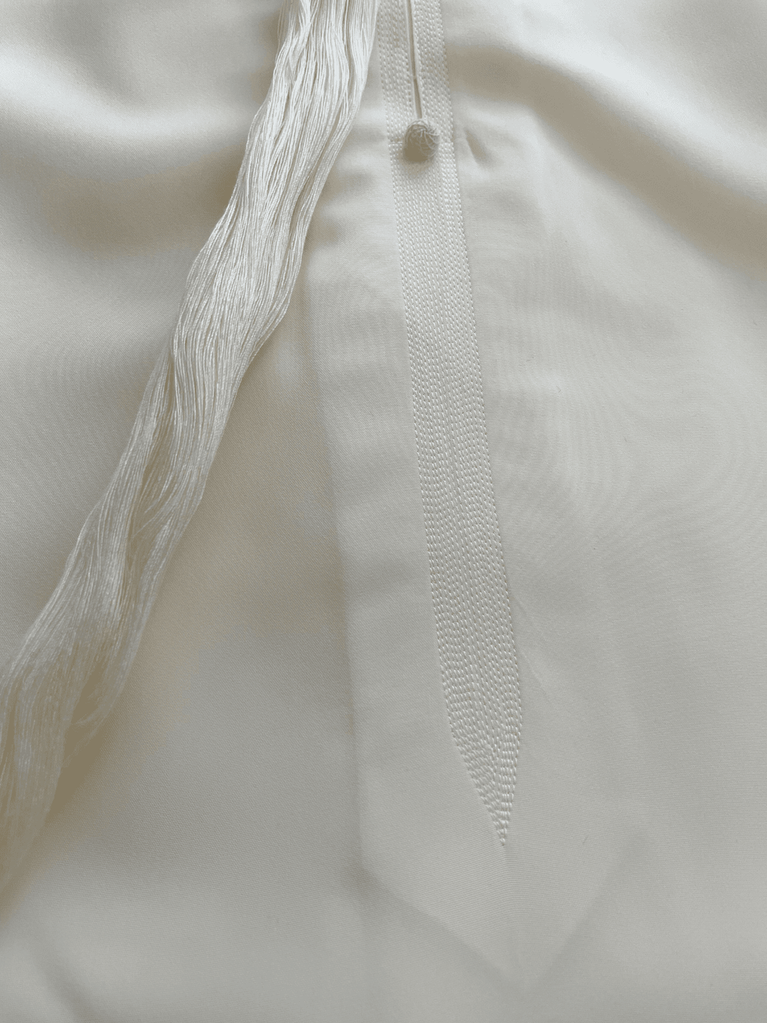 Mens Cream Emirati Thobe