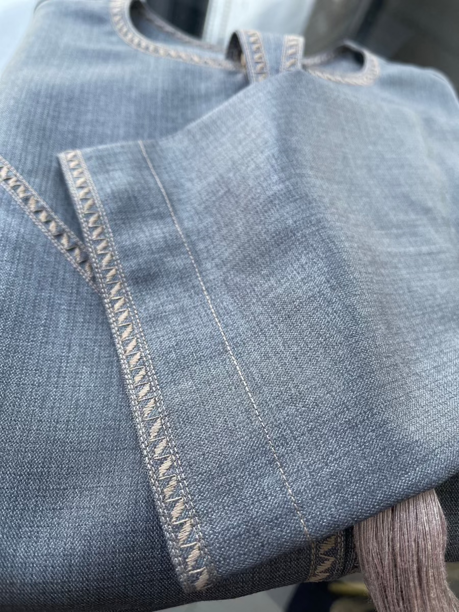 Mens 2 Tone Navy Cashmere Wool Emirati Thobe with Embroidery