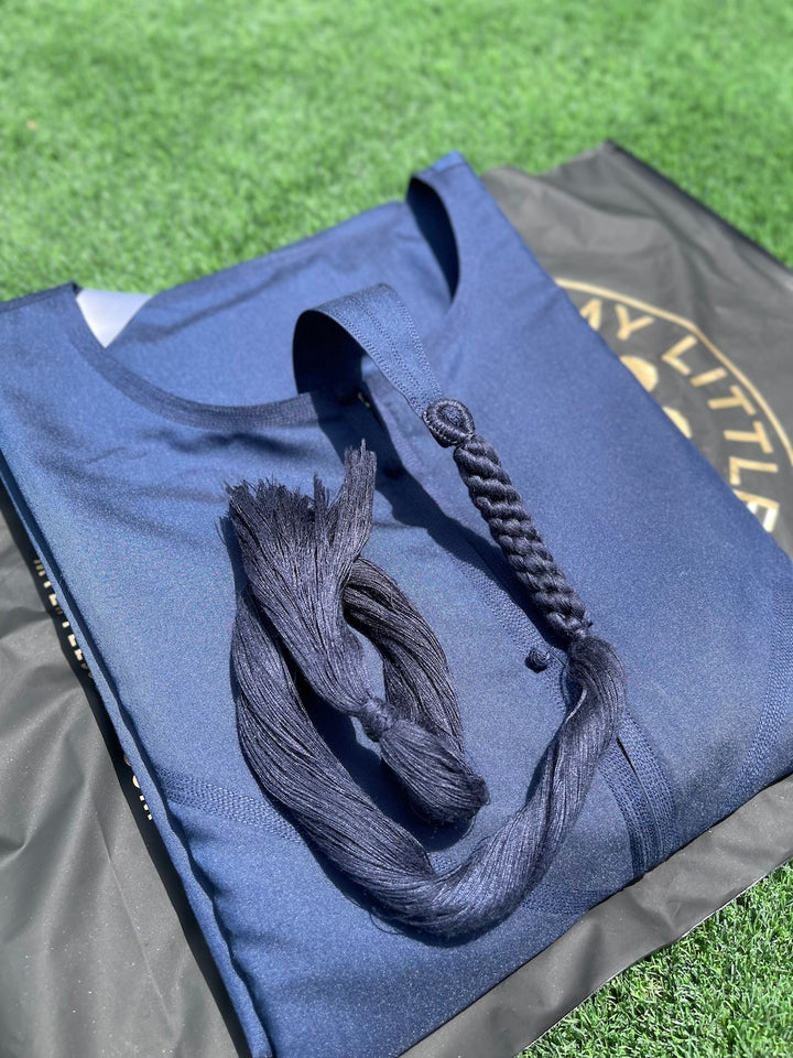 رجال منتصف الليل الأزرق الإماراتي ثوب