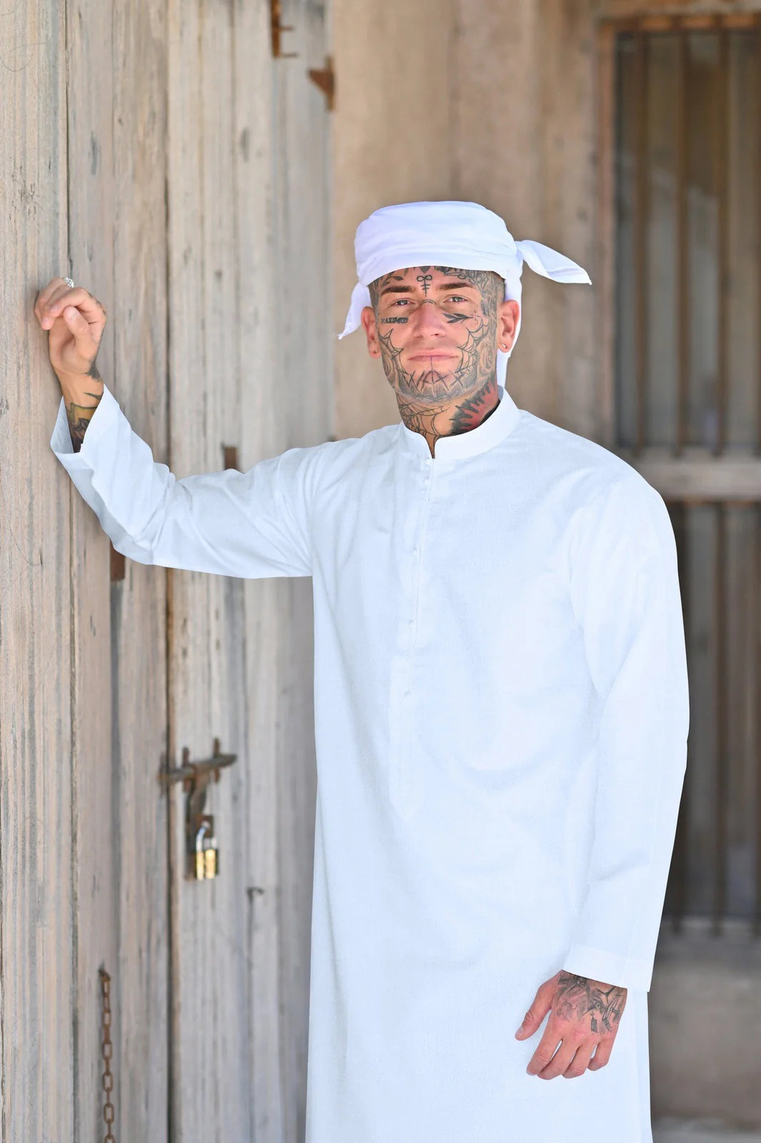 thobe_kandora_jubba_thawb_dishdasha_mens_bahraini_white_ibo_the_pro.webp