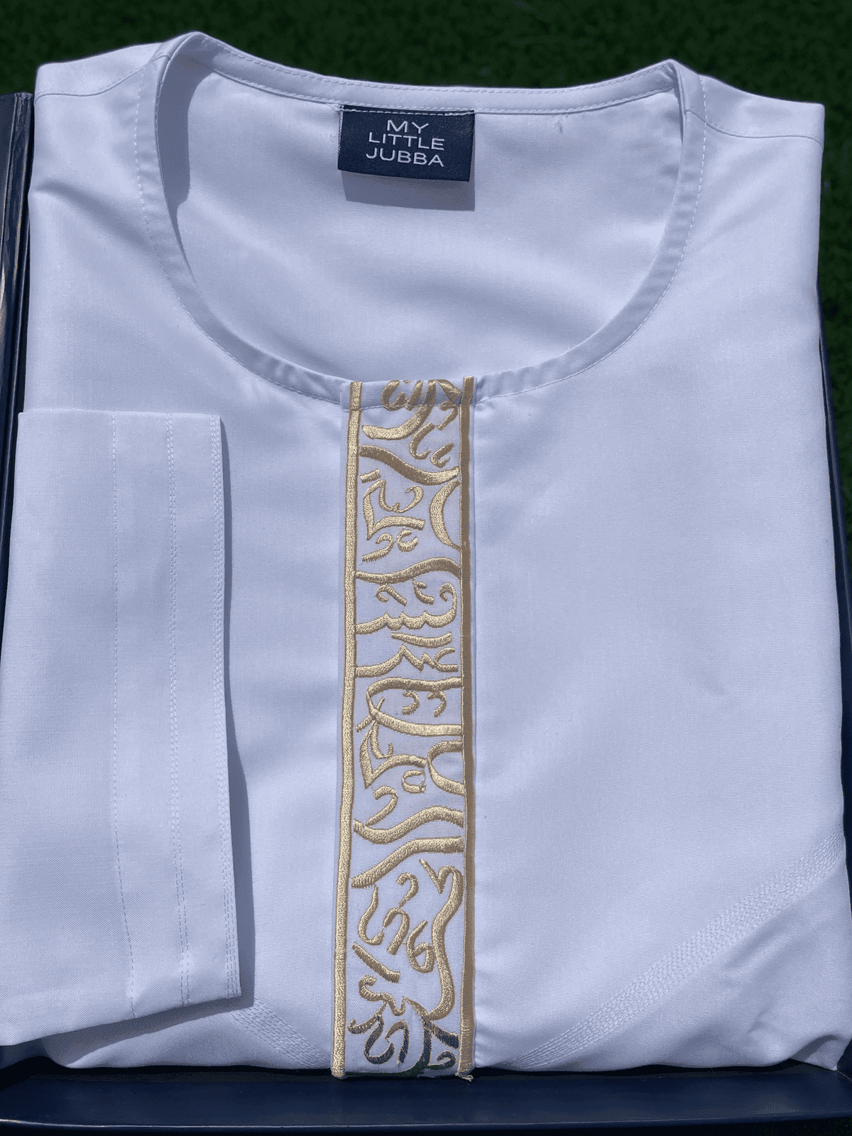 Mens White Emirati Thobe with Gold Calligraphy-STANDARD-2024-05-29