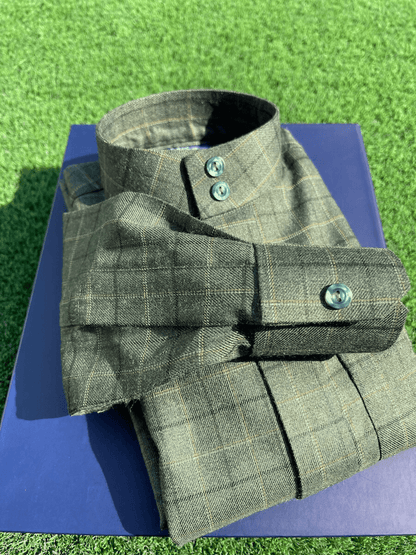 Deep-bottle-green-cashmere-wool-checkered-saudi-thobe-luxury-thobe