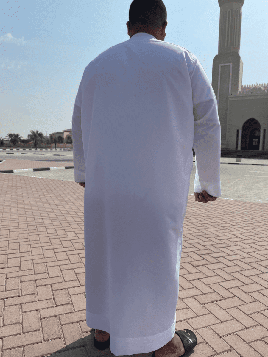 Mens White Kuwaiti Thobe with Gold Embroidery