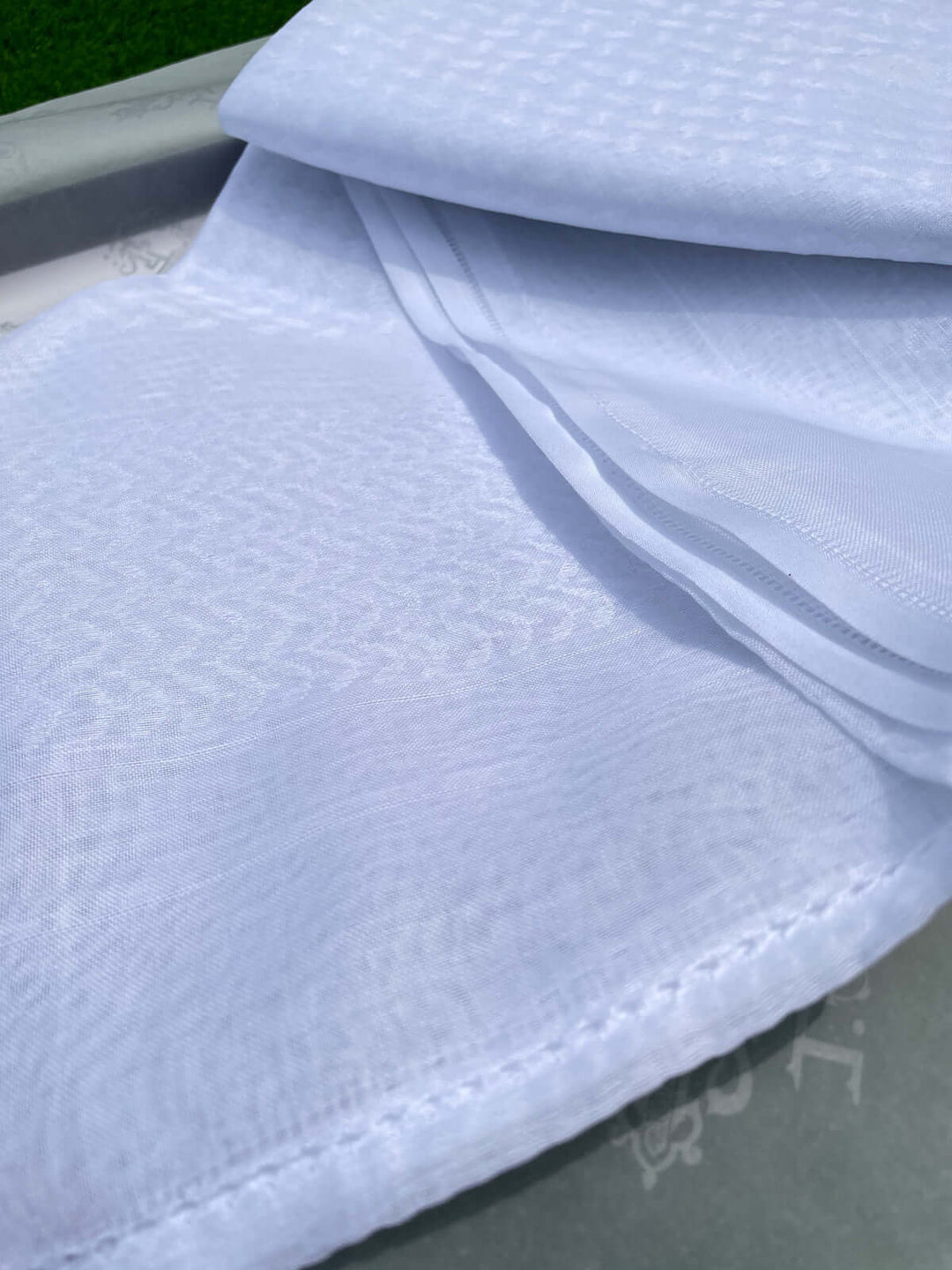 Mens White Luxury Shemagh Scarf