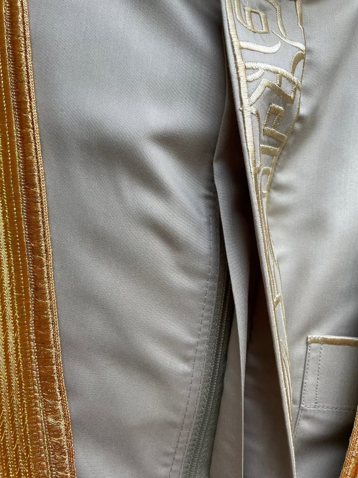 Mens Light Grey Thobe with Gold Embroidery 5 Pcs Set