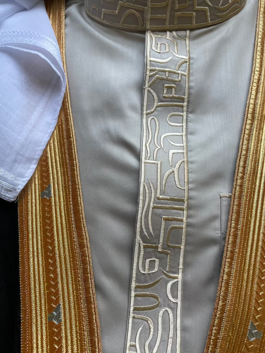 Mens Light Grey Thobe with Gold Embroidery 3 Pcs Set