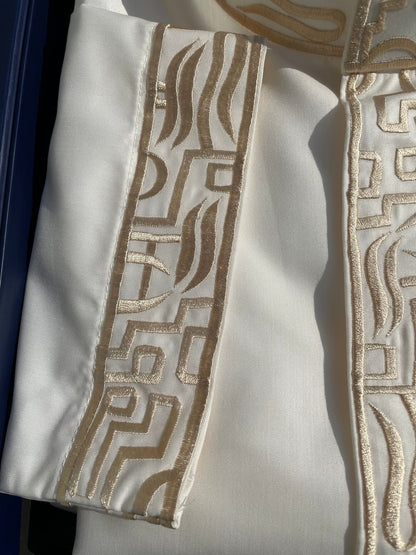 Mens Cream Saudi Thobe with Gold Embroidery