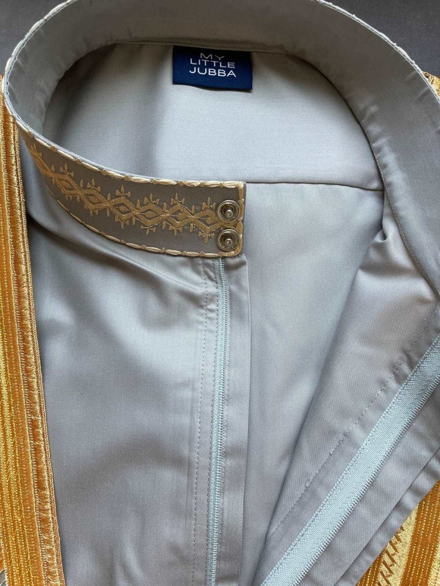Mens Grey Thobe with Gold Embroidery 5 Pcs Set