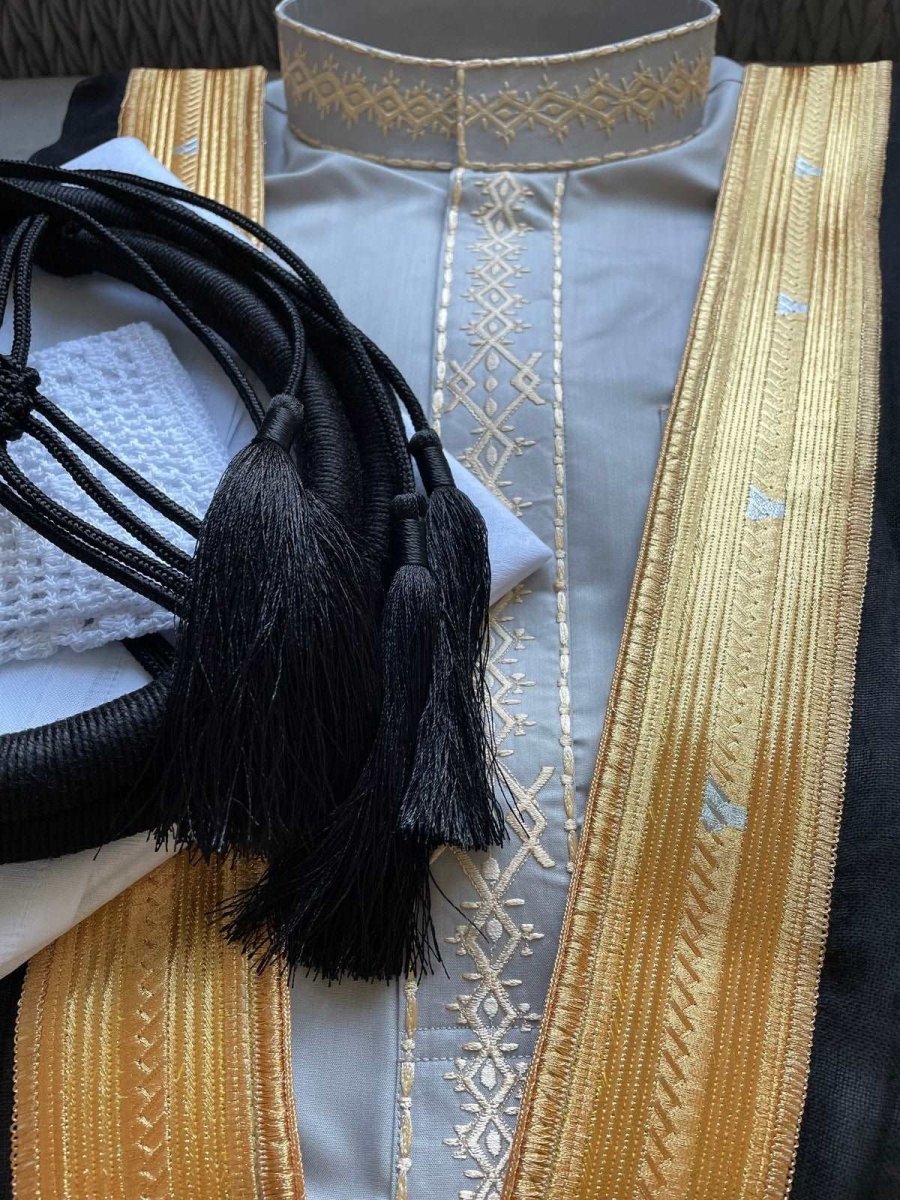 Mens Grey Thobe with Gold Embroidery 5 Pcs Set