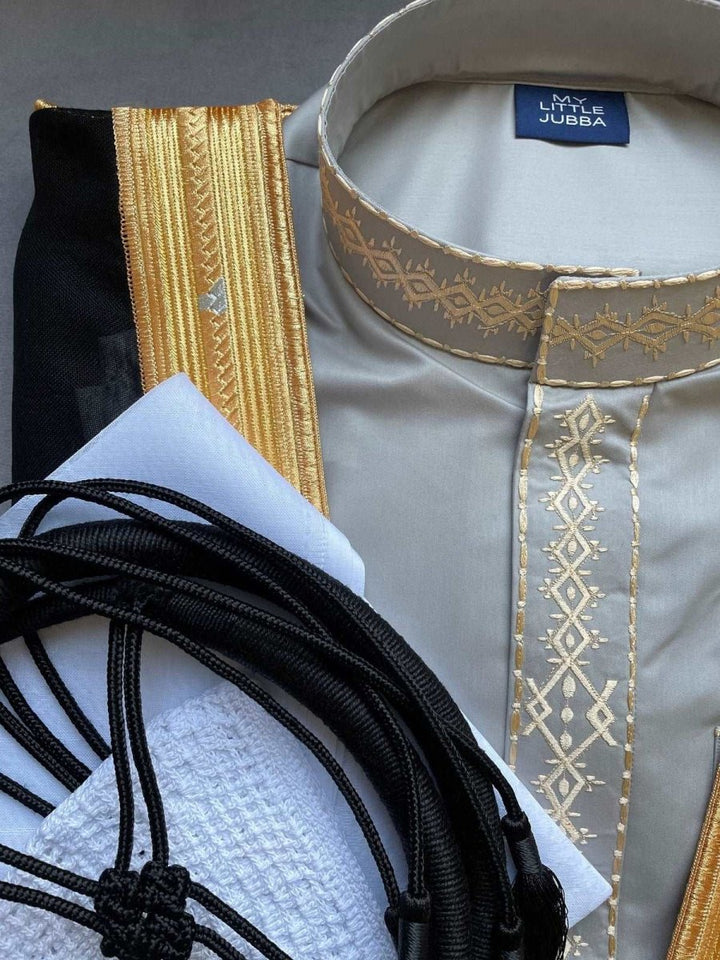 Mens Grey Thobe with Gold Embroidery 5 Pcs Set