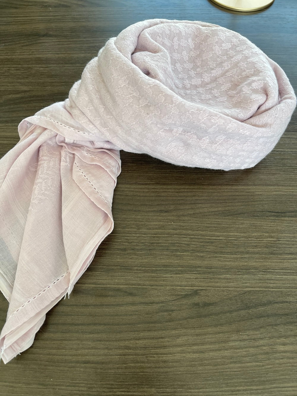 كوفية قبعة عربية جاهزة للرجال باللون البنفسجي