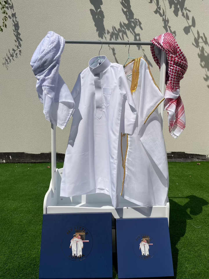 Deluxe Baby Boy Thobe Gift Set | White Bisht 0-12 Months - 4 Items