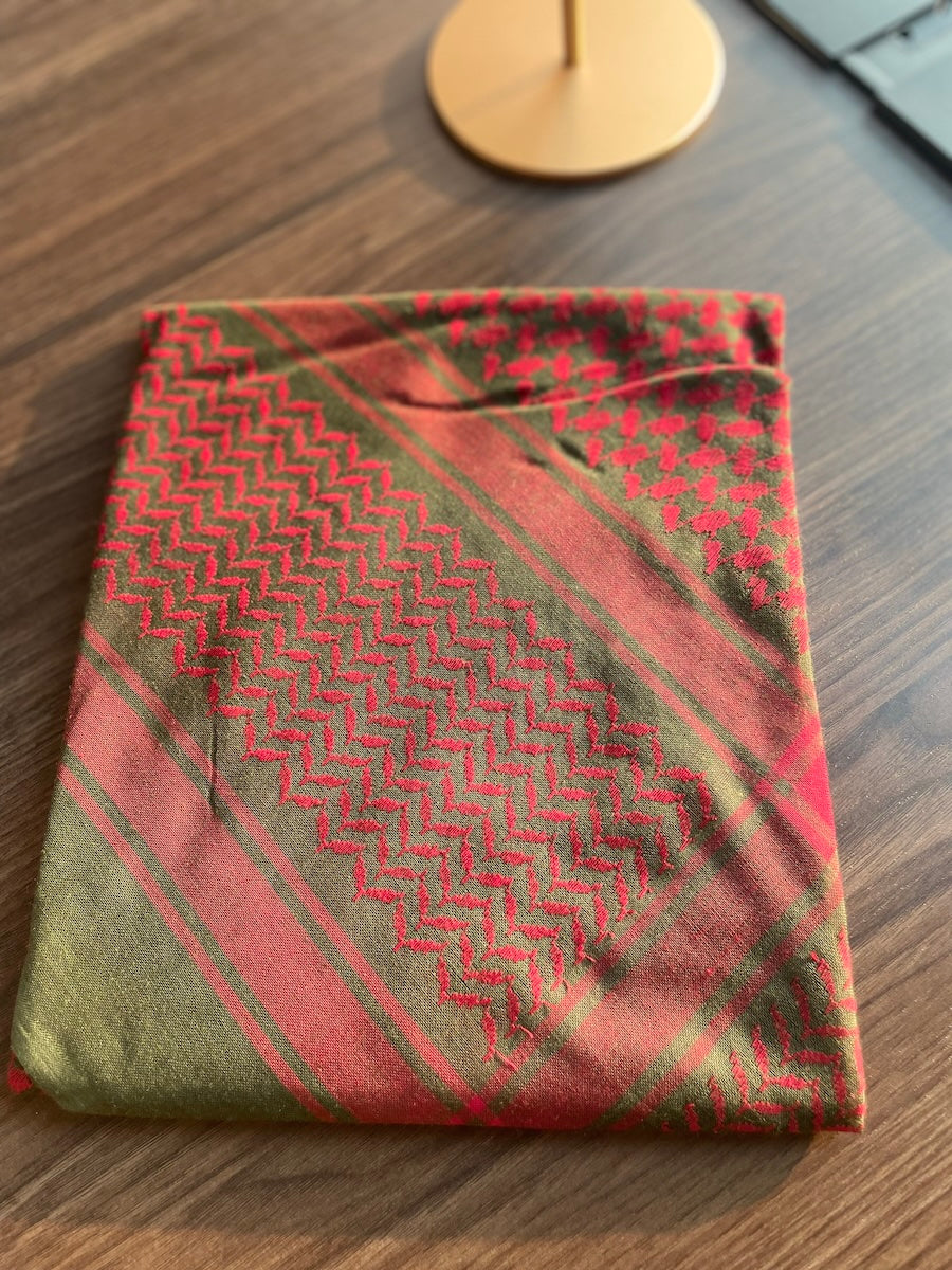 Classic Unisex Green and Red Keffiyeh Scarf