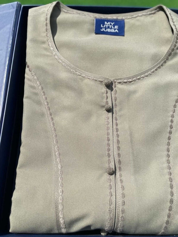 Mens Pale Moss Green Omani Short Sleeve Thobe Jubba